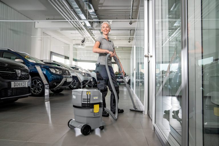 Battery wet and dry vacuum cleaner NT 221 Ap Bp L-8