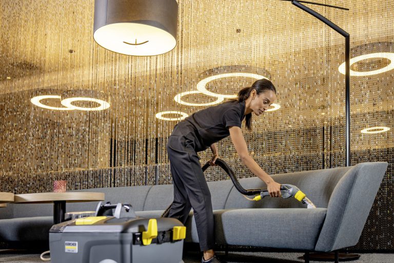 Spray extraction machine Puzzi 101 with upholstery nozzle-6