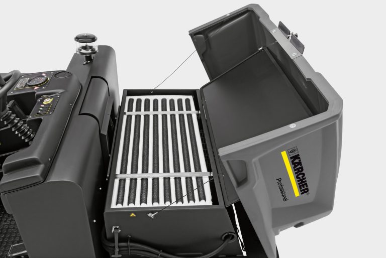 Vacuum sweeper KM 150500 R D Classic2